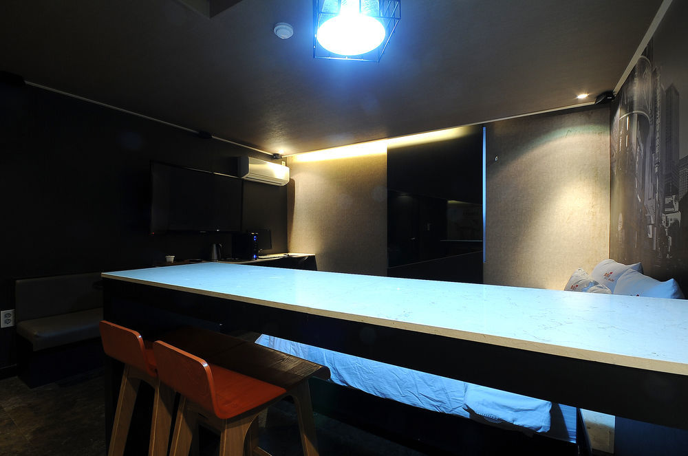 2 Heaven Hotel ปูซาน ภายนอก รูปภาพ