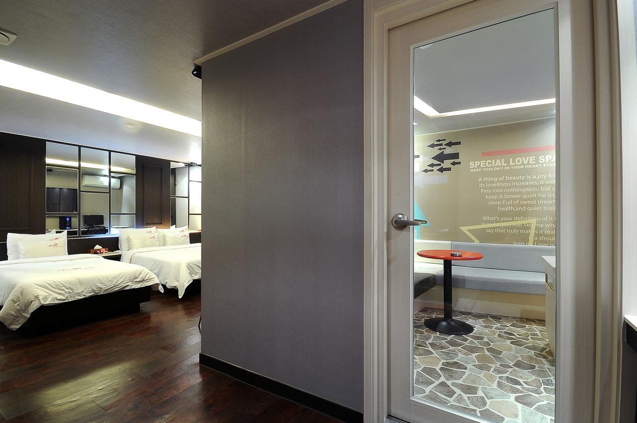 2 Heaven Hotel ปูซาน ภายนอก รูปภาพ