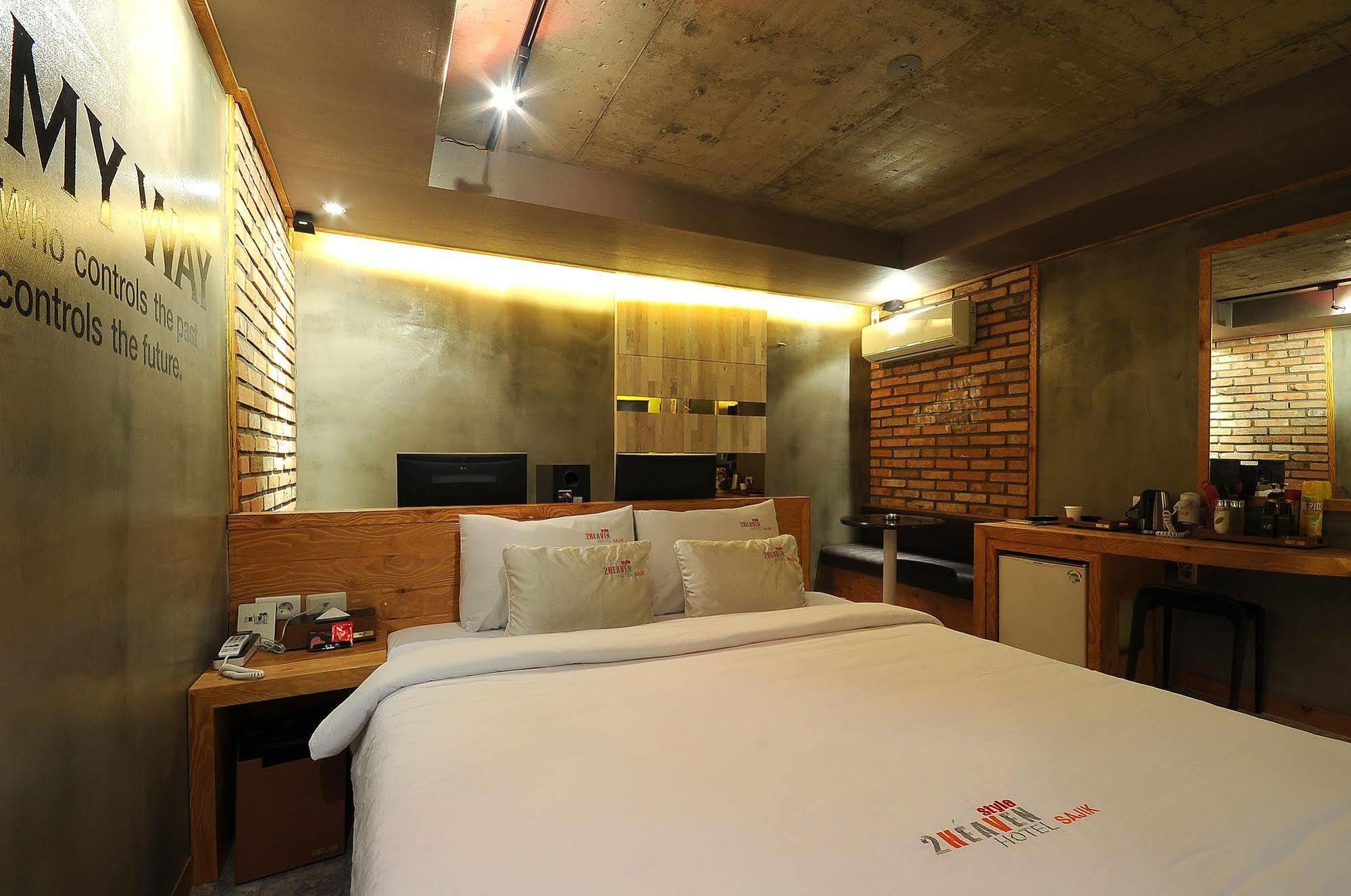 2 Heaven Hotel ปูซาน ภายนอก รูปภาพ